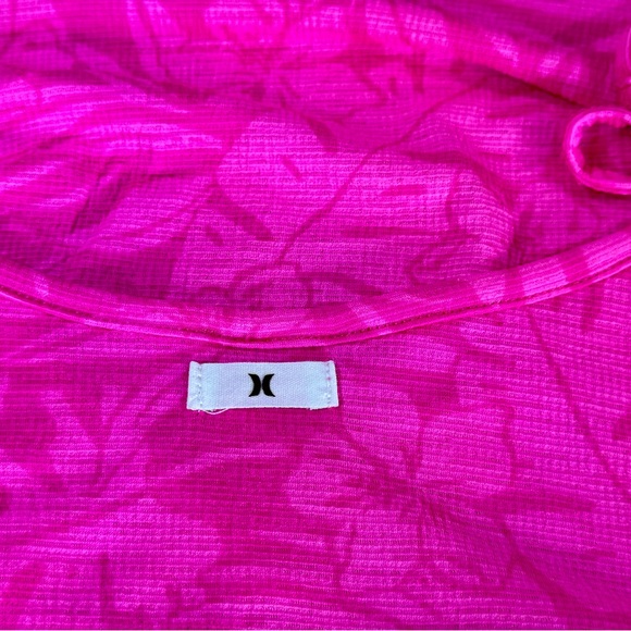 Hurley Vibrant Pink Sheer Women's Top - Picture 4 of 4